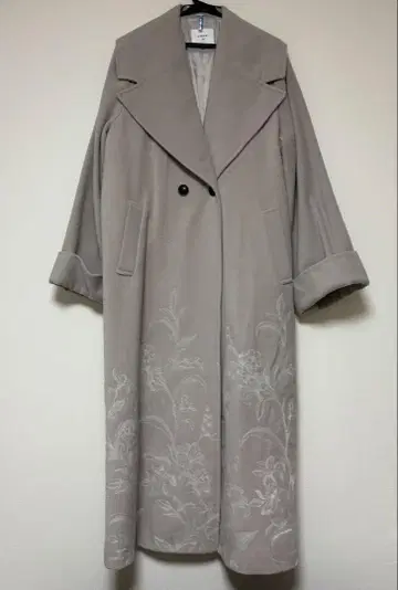 Ameri VINTAGE 자수 롱 코트