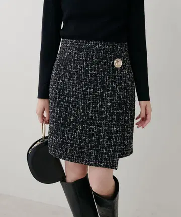 natural couture 꼬임 단추 랩 미니 스커트 블랙 컬러