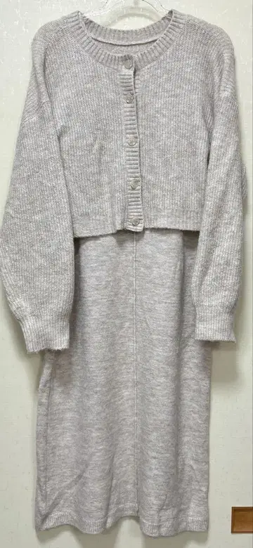 니트 가디건과 니트 원피스 2세트 L 사이즈 1회 사용만