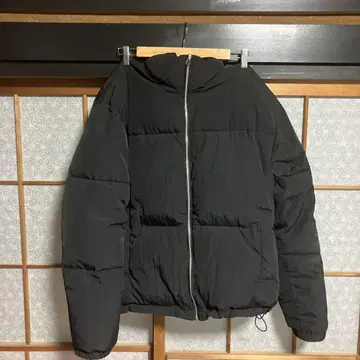 SNAP CLIP 블랙 다운 자켓 L 사이즈