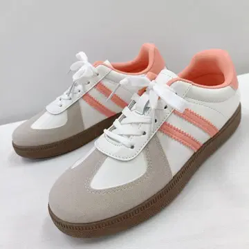 새상품 여성용 22.5cm 저먼 트레이너 스니커즈 복숭아색 3467W