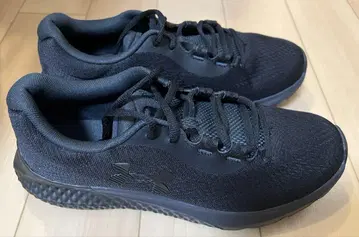 [ 새상품 미사용 ] 언더아머 UNDER ARMOUR 신발