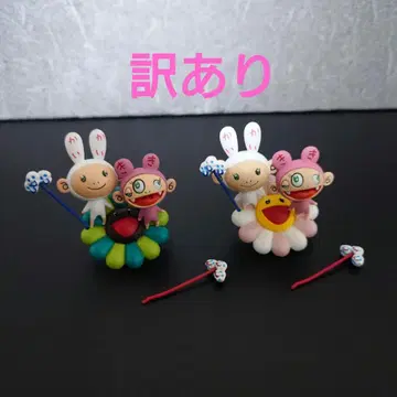 무라카미 다카시 SUPERFLATMUSEUM 카이카이키키 2체 세트