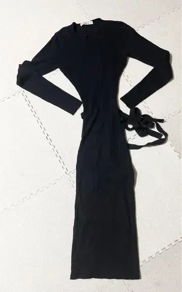 ZARA 원피스 리브 니트 블랙 백 오픈 리본 자라 블랙