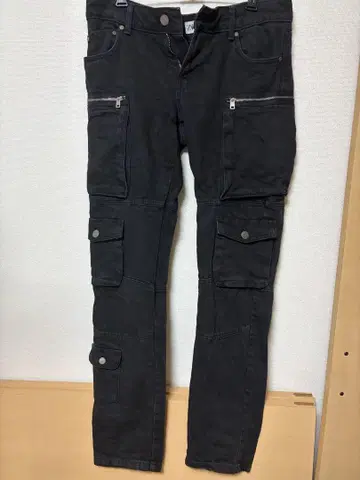 ZARA 블랙 카고 팬츠