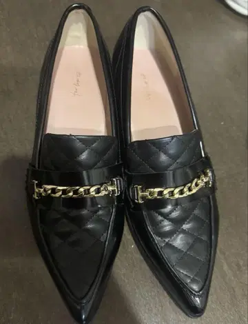 Almost Everyday Chain Loafers herlipto