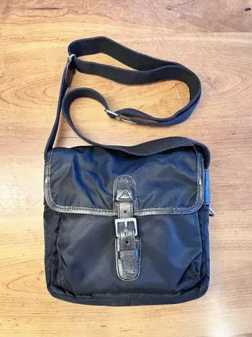 Felisi 9738 블랙 나일론 숄더백