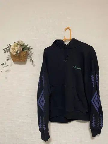 Pendleton 블랙 M 후드티 기하학 패턴