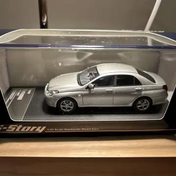 Hi-Story 1/43 도요타 베로사 실버 메탈릭