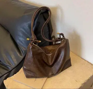 새상품급 quin5 숄더백 넛 호보백 10505 한국 잡화