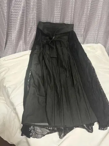 블랙 플리츠 스커트 벨트 포함