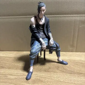 동상 레전드 우타 [도쿄 구울] 피규어