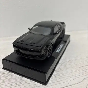 닷지 챌린저 미니카 1/18 블랙