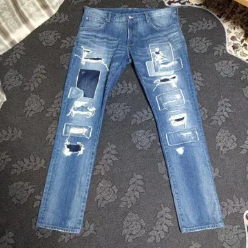 데미지 가공 슬림핏 데님 팬츠