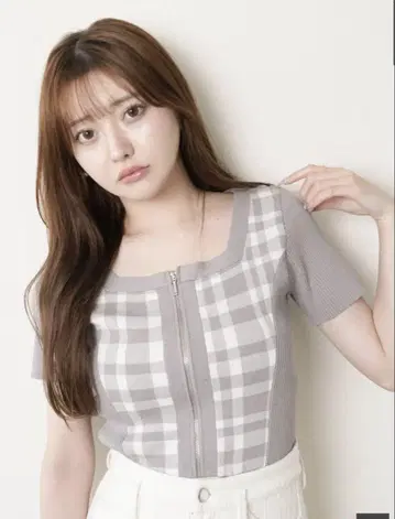 립서비스 택 포함 새상품 프론트 ZIP 체크 자카드 니트