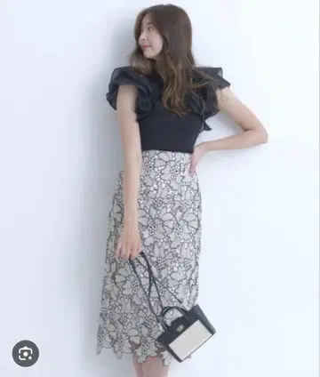 마이 스트라다 꽃 레이스 타이트 스커트