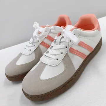새상품 여성용 24.5cm 저먼 트레이너 스니커즈 복숭아색 3467W