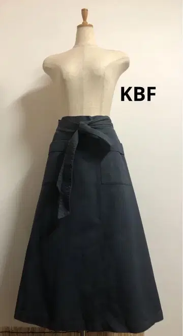 KBF 네이비 랩 롱 스커트