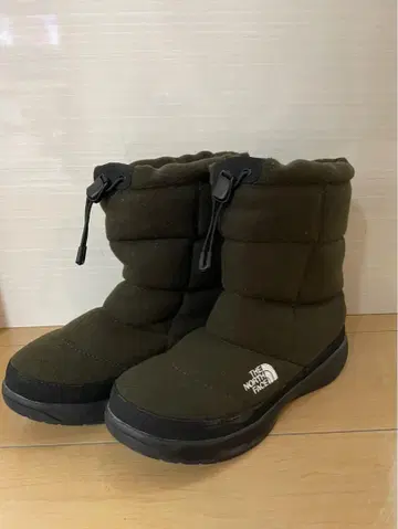 THE NORTH FACE 올리브 그린 부츠