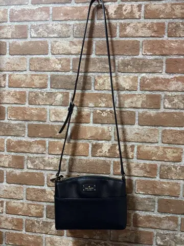 케이트 스페이드 블랙 가죽 숄더백