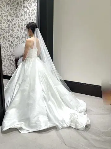 [ MIRROR MIRROR ] 롱 웨딩 베일