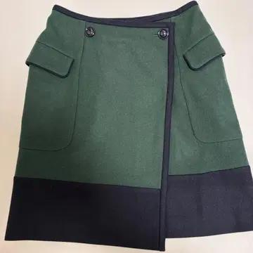다크 그린 네이비 타이트 스커트