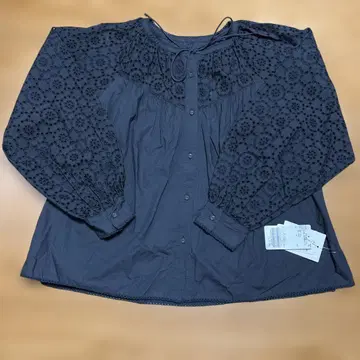 베이크루즈 블라우스 블랙