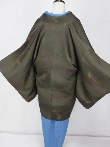 미사용 중고품! 시츠케츠키*브라운 컬러*시크*코트*85cm*화장69