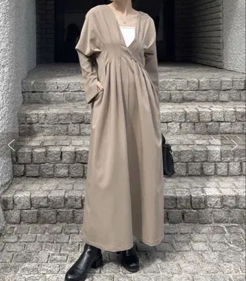 CAPRICIEUX LEMAGE 허리 턱 원피스 카프리슈레마쥬