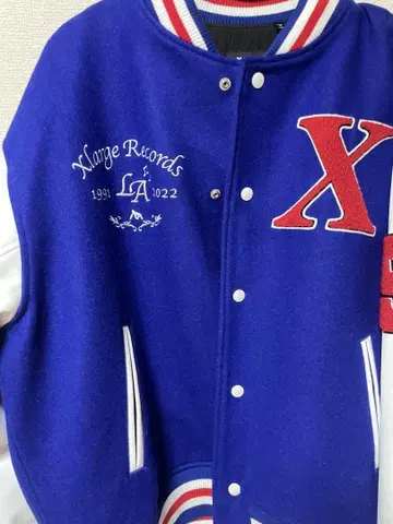 XLARGE 바시티 자켓 파랑 자수