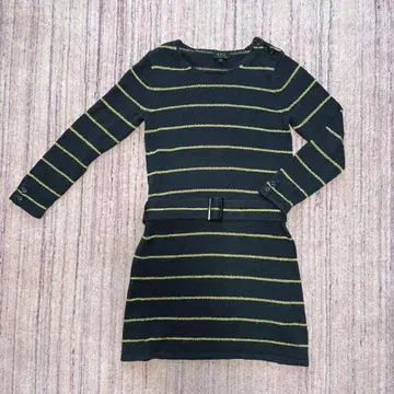 A.P.C. 보더 니트 원피스