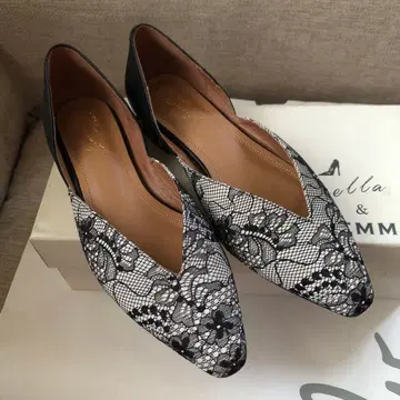 새상품 Daniella & Gemma 다니엘라앤드제마 플랫슈즈