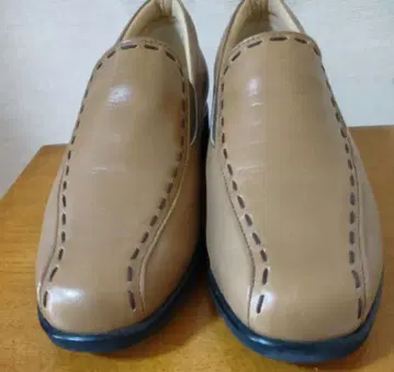 Atelier 베이지 로퍼 사이즈 EEE 23cm