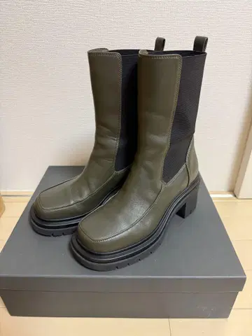 통굽 사이드 고어 부츠 오데뜨 앤 오딜 유나이티드 애로우즈 23.5