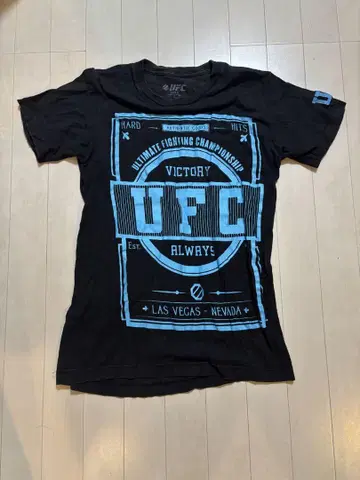 UFC 그래픽 프린트 T셔츠 S 사이즈