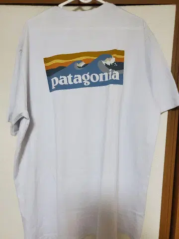 patagonia 화이트 T셔츠