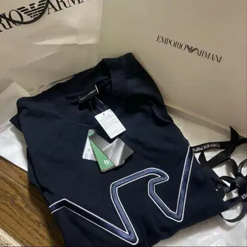 엠포리오 아르마니 [ EMPORIO ARMANI ] 긴팔 티셔츠