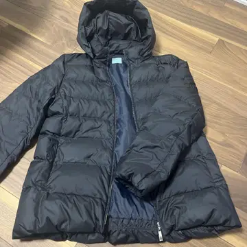 쿠미쿄쿠 후드 부착 블랙 다운 자켓