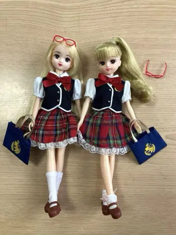 리카짱 미사키짱 본체 포함 귀여운 세이후쿠 커플 세트