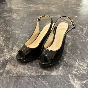미사용 새상품 오픈토 펌프스 22.5cm