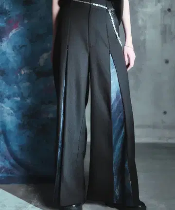 'World End' Center Zipper Wide Slacks