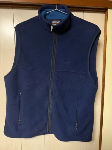 파타고니아 신틸라 플리스 베스트 F6 NV L