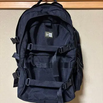 뉴에라 백팩 35L 블랙