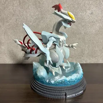 포켓몬 두근두근 겟 복권 B상 화이트큐렘 피규어