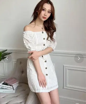 RESEXXY 리젝시 화이트 레이스 오프숄더 원피스