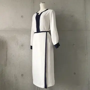 새상품급 TONAL 더블 크로스 바이컬러 셋업 블라우스 스커트