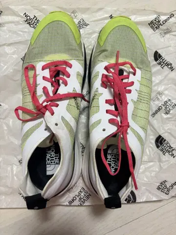 THE NORTH FACE 트레일 러닝화