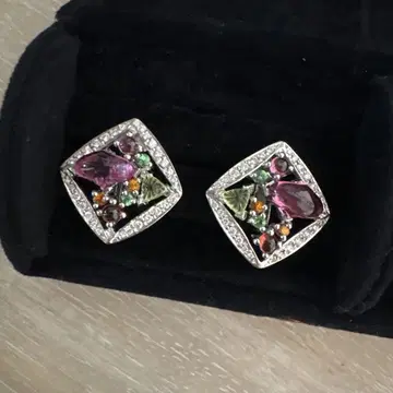 k14 WG 멀티 스톤 다이아몬드 귀찌