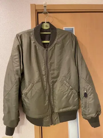 MA-1 스타일 자켓 리버서블 그린