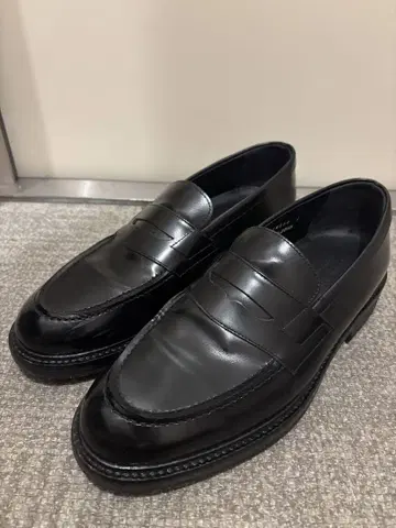Public Tokyo SCOTCHGARD 가죽 로퍼